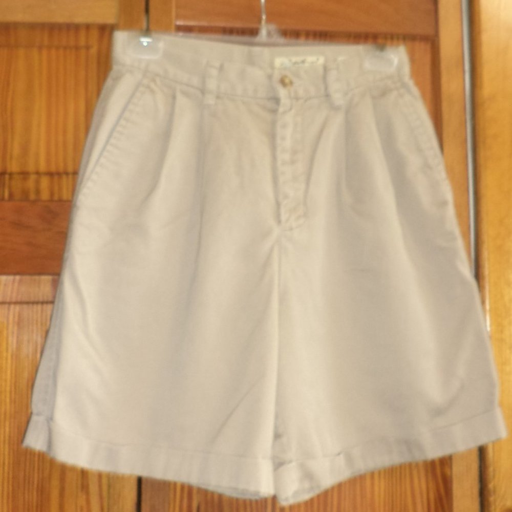 EDDIE BAUER sand brown shorts sz 6 petite